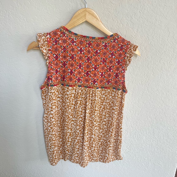 Boho Embroidered top with tassel tie - Picture 5 of 6